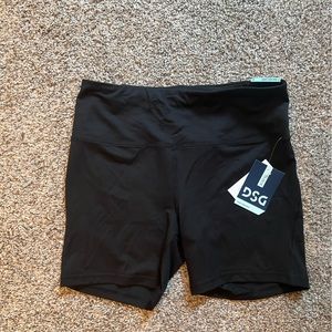 Dicks Sporting Goods Spandex Shorts Size M